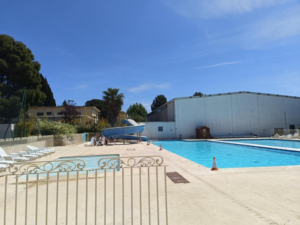 T2, climatisé, piscines, près de la mer La Londe-les-Maures Exterior foto